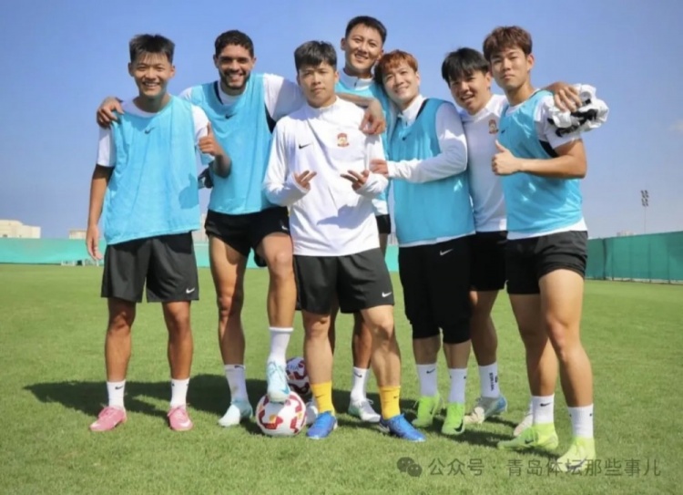  記者：劉小龍接近加盟青島西海岸，正隨隊在迪拜拉練只差官宣