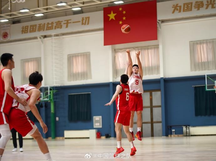  對抗訓練繼續！中國男籃最新訓練圖集新鮮出爐