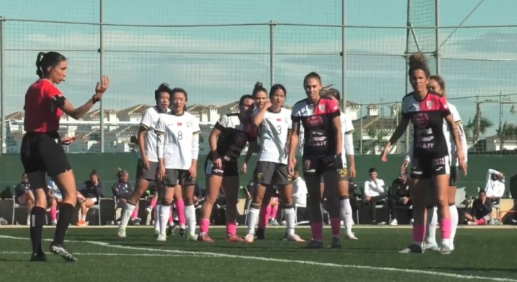  唐佳麗梅開(kāi)二度、邵子欽破門(mén)，中國女足3-2擊敗Alhama俱樂(lè )部女足