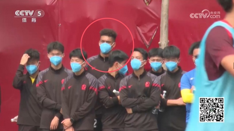  無(wú)緣U17國足名單，張洪福隨恒大足校觀(guān)摩國少隊訓練