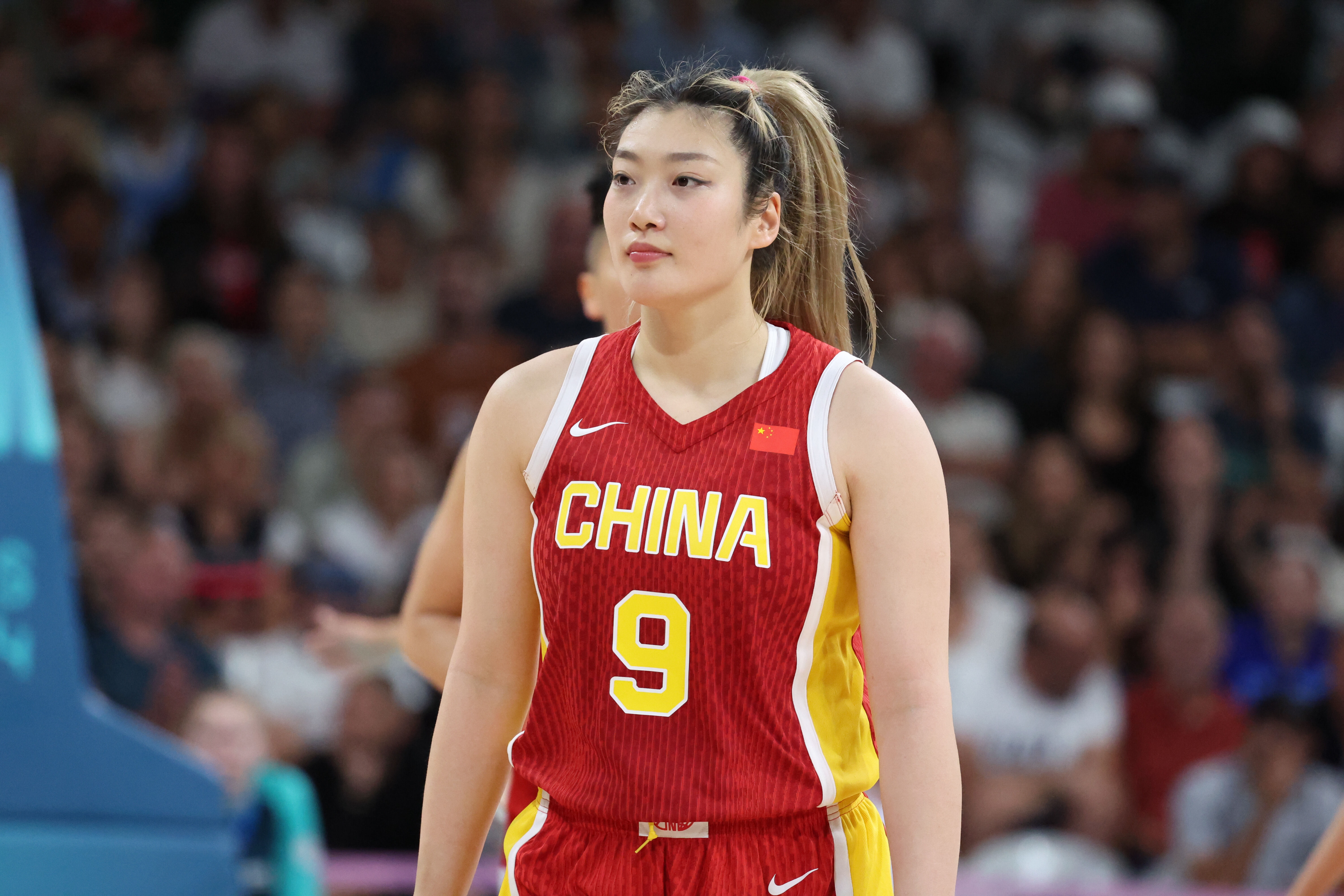  李夢(mèng)三八婦女節更博：致敬每一個(gè)我們 祝我們節日快樂(lè )！