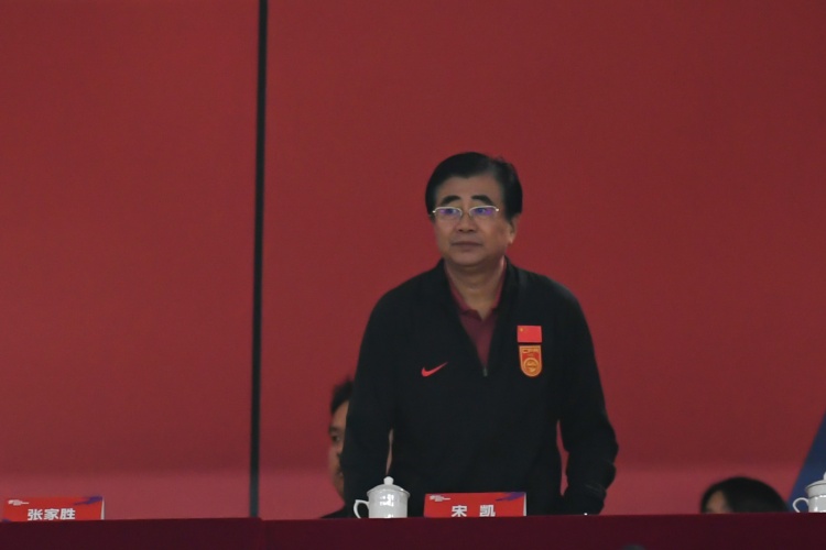 北青體育：宋凱、許基仁探班U20國青，將全程陪伴征戰U20亞洲杯